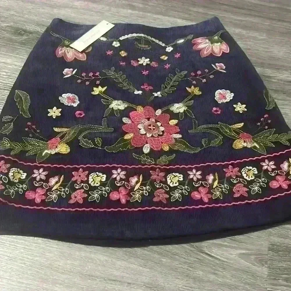 Gorgeous francesca’s mini‎ skirt